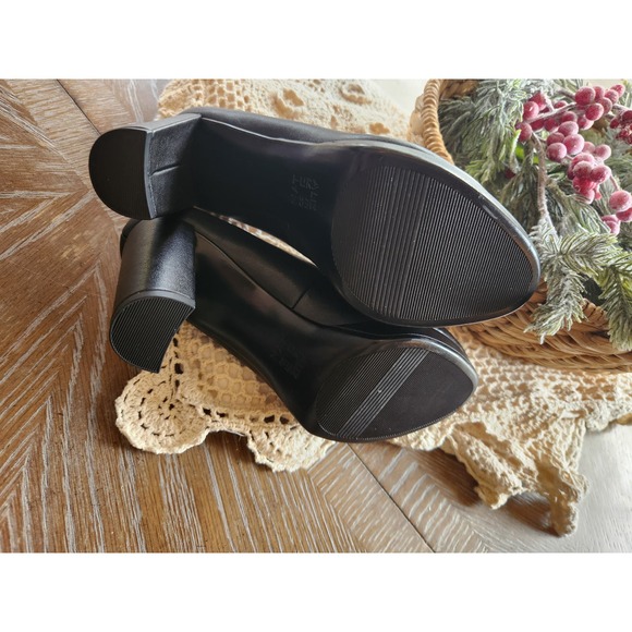 Naturalizer Berlin Black Platform Pumps size 7W and 8M - Picture 11 of 11